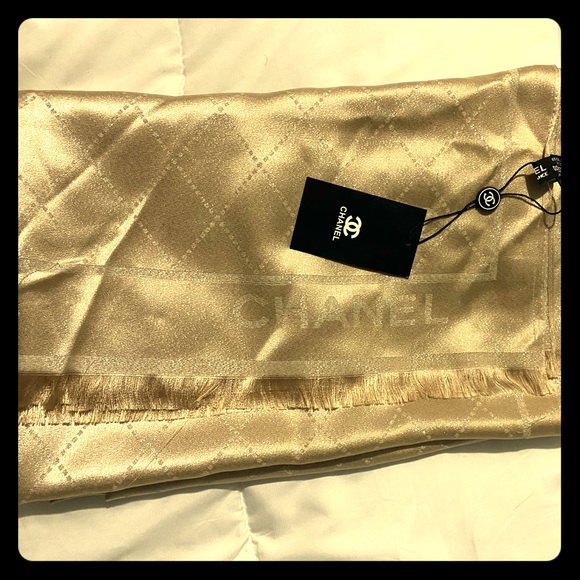 COPY - BNWT Creme silk Chanel scarf